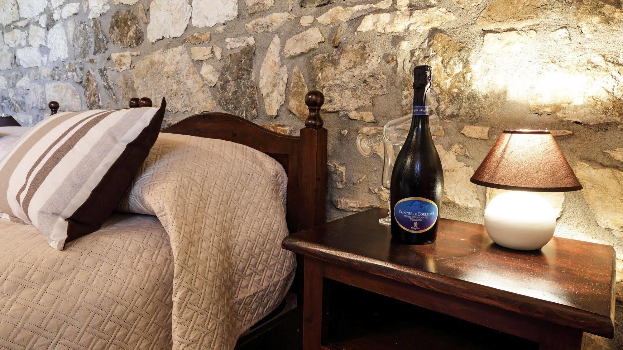 Agriturismo Tenute Pollara Roccamena Εξωτερικό φωτογραφία